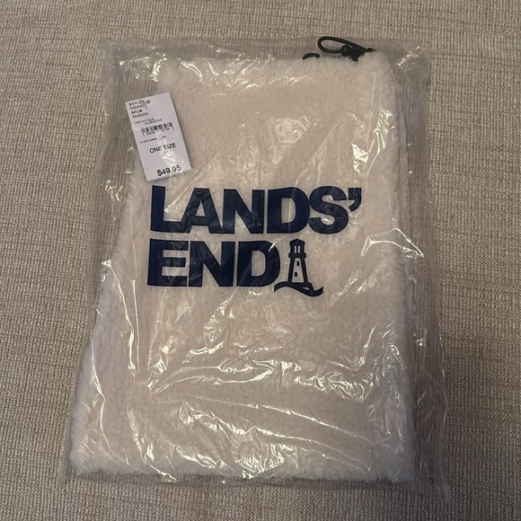 NWT!! Lands End Cozy Sherpa Gaiter and Ear Muff Set, Antique Alabaster White - Picture 3 of 12